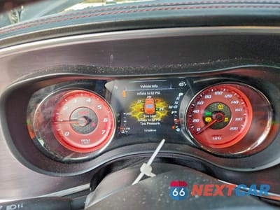 Zdjęcie 9 z 13 samochodu: 2019 DODGE CHARGER SRT HELLCAT VIN:2C3CDXL94KH728203 - miniatura