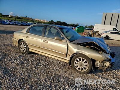 Czwarte zdjęcie samochodu z boku: 2004 HYUNDAI SONATA GLS VIN:KMHWF35H44A926308 - miniatura