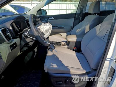 Zdjęcie 7 z 14 samochodu: 2020 KIA SPORTAGE LX VIN:KNDPM3AC8L7827544 - miniatura