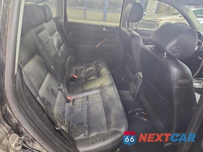Zdjęcie 10 z 11 samochodu: 2003 VOLKSWAGEN PASSAT VIN:WVWTH63B63P283294 - miniatura