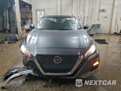 Piąte zdjęcie samochodu w środku: 2022 NISSAN ALTIMA S VIN:1N4BL4BV0NN334626 - miniatura