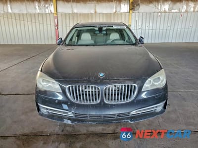 Piąte zdjęcie samochodu w środku: 2013 BMW 750 LXI VIN:WBAYF8C59DD140065 - miniatura