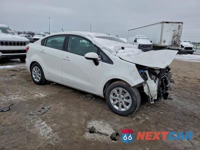 Czwarte zdjęcie samochodu z boku: 2016 KIA RIO LX VIN:KNADM4A31G6637697 - miniatura