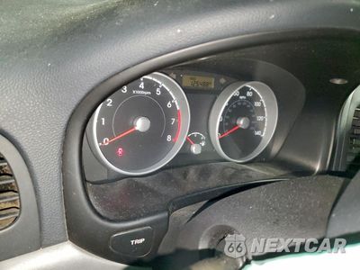 Zdjęcie 9 z 12 samochodu: 2010 HYUNDAI ACCENT BLUE VIN:KMHCM3AC9AU162288 - miniatura
