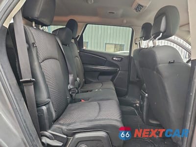 Zdjęcie 11 z 12 samochodu: 2012 DODGE JOURNEY SE VIN:3C4PDCAB3CT145688 - miniatura