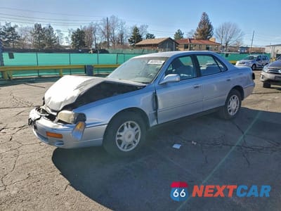 1995 TOYOTA CAMRY LE 4T1GK12E3SU077833 - główne zdjęcie licytacji z USA - miniatura