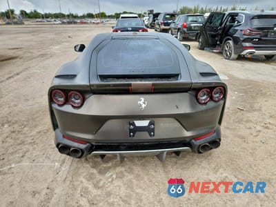 Zdjęcie 6 z 12 samochodu: 2018 FERRARI 812 SUPERFAST VIN:ZFF83CLA6J0235697 - miniatura
