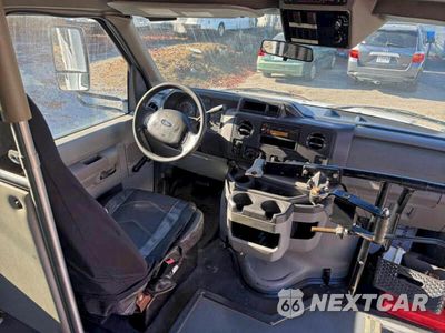 Zdjęcie 7 z 10 samochodu: 2014 FORD ECONOLINE E350 SUPER DUTY CUTAWAY VAN VIN:1FDEE3FL1EDA72850 - miniatura