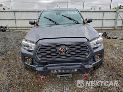Piąte zdjęcie samochodu w środku: 2020 TOYOTA TACOMA DOUBLE CAB VIN:3TMDZ5BN5LM094276 - miniatura