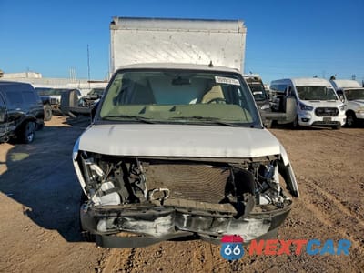 Piąte zdjęcie samochodu w środku: 2023 GMC SAVANA CUTAWAY G3500 VIN:1GD07RF76P1155091 - miniatura