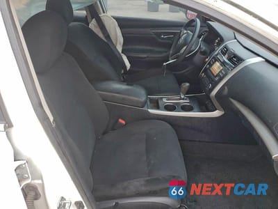 Zdjęcie 7 z 12 samochodu: 2015 NISSAN ALTIMA 2.5 S VIN:1N4AL3AP4FN910230 - miniatura