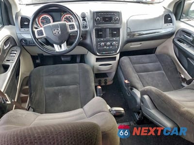 Zdjęcie 8 z 13 samochodu: 2015 DODGE GRAND CARAVAN SE VIN:2C4RDGBG7FR567271 - miniatura