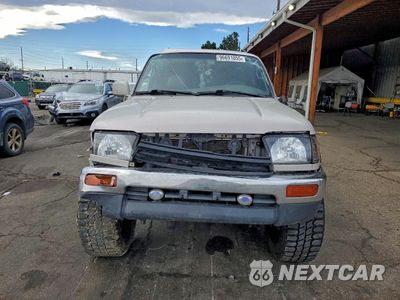 Piąte zdjęcie samochodu w środku: 1997 TOYOTA 4RUNNER SR5 VIN:JT3HN86R8V0104207 - miniatura