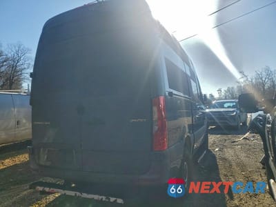 Trzecie zdjęcie samochodu z tyłu: 2019 MERCEDES-BENZ SPRINTER 2500 EXT HIGH ROOF 3.6L V6 TDSL VIN:WD4PF0CD0KP082503 - miniatura