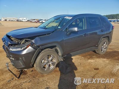 2022 TOYOTA RAV4 XLE JTMRWRFV1ND159395 - główne zdjęcie licytacji z USA - miniatura
