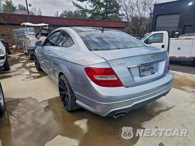 Trzecie zdjęcie samochodu z tyłu: 2013 MERCEDES-BENZ C 250 VIN:WDDGJ4HB0DF995087 - miniatura