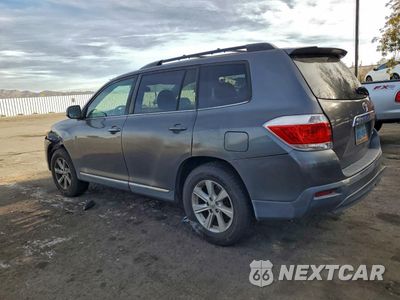 Drugie zdjęcie samochodu z przodu: 2011 TOYOTA HIGHLANDER BASE VIN:5TDBK3EH0BS063134 - miniatura