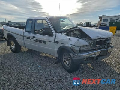 Czwarte zdjęcie samochodu z boku: 1996 MAZDA B4000 CAB PLUS VIN:4F4DR17X6TTM29640 - miniatura