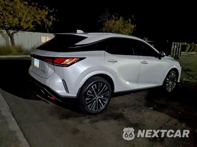 Trzecie zdjęcie samochodu z tyłu: 2025 LEXUS RX 350H BASE VIN:2T2BBMCA5SC087607 - miniatura