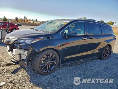 2021 TOYOTA SIENNA XSE 5TDXRKECXMS041175 - główne zdjęcie licytacji z USA - miniatura