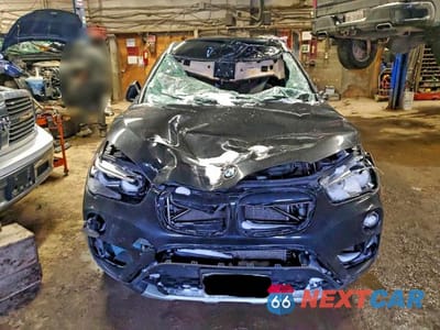 Piąte zdjęcie samochodu w środku: 2016 BMW X1 XDRIVE28I VIN:WBXHT3C36GP883205 - miniatura