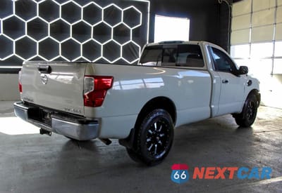 Trzecie zdjęcie samochodu z tyłu: 2017 NISSAN TITAN S VIN:1N6AA1R87HN548279 - miniatura
