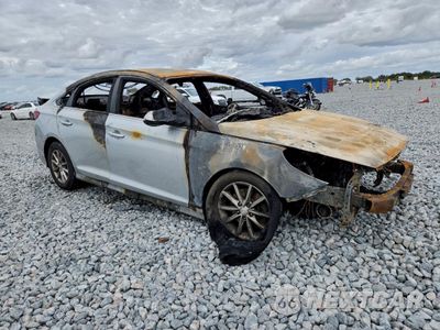Czwarte zdjęcie samochodu z boku: 2018 HYUNDAI SONATA SE VIN:5NPE24AF3JH710489 - miniatura