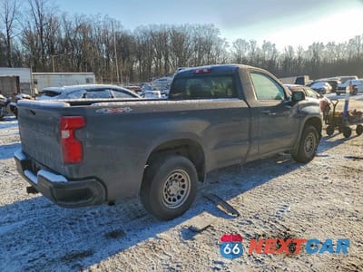 Trzecie zdjęcie samochodu z tyłu: 2020 CHEVROLET SILVERADO K1500 VIN:3GCNYAEH7LG135771 - miniatura