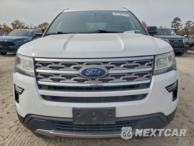 Piąte zdjęcie samochodu w środku: 2018 FORD EXPLORER XLT VIN:1FM5K7D89JGB29934 - miniatura