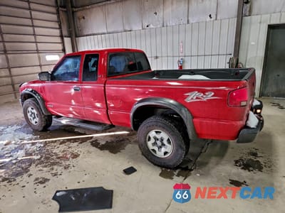 Drugie zdjęcie samochodu z przodu: 2000 CHEVROLET S TRUCK S10 VIN:1GCCT19W8Y8291149 - miniatura