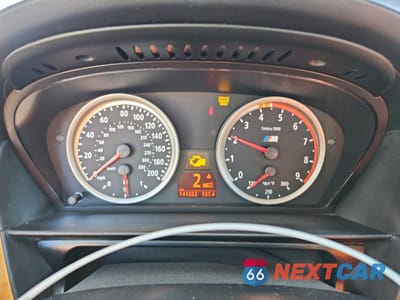 Zdjęcie 9 z 12 samochodu: 2006 BMW M5 VIN:WBSNB93556B584588 - miniatura