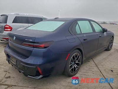 Trzecie zdjęcie samochodu z tyłu: 2024 BMW I7 EDRIVE50 VIN:WBY43EJ08RCR34213 - miniatura