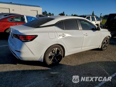 Trzecie zdjęcie samochodu z tyłu: 2025 NISSAN SENTRA SV VIN:3N1AB8CV0SY254971 - miniatura