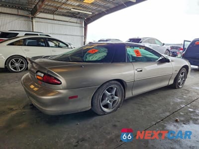 Trzecie zdjęcie samochodu z tyłu: 2002 CHEVROLET CAMARO Z28 VIN:2G1FP22G122149815 - miniatura