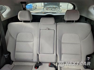 Zdjęcie 10 z 12 samochodu: 2018 HYUNDAI TUCSON SEL VIN:KM8J33A41JU680219 - miniatura