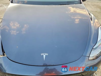 Zdjęcie 11 z 12 samochodu: 2022 TESLA MODEL Y VIN:7SAYGDEF0NF441965 - miniatura