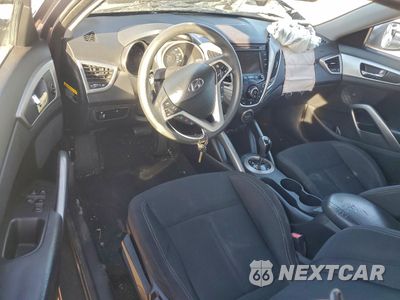 Zdjęcie 8 z 14 samochodu: 2013 HYUNDAI VELOSTER VIN:KMHTC6ADXDU095122 - miniatura