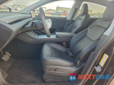 Zdjęcie 7 z 14 samochodu: 2026 TESLA MODEL Y VIN:7SAYGDEE2TA589746 - miniatura