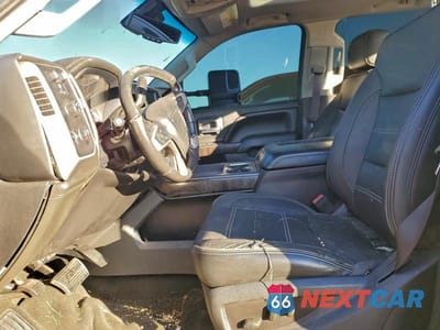 Zdjęcie 7 z 12 samochodu: 2016 GMC SIERRA K2500 DENALI VIN:1GT12UE86GF179740 - miniatura