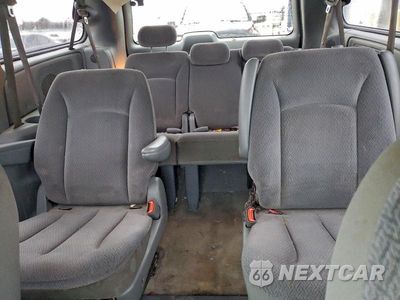Zdjęcie 10 z 12 samochodu: 2006 DODGE GRAND CARAVAN SXT VIN:2D4GP44L46R632717 - miniatura