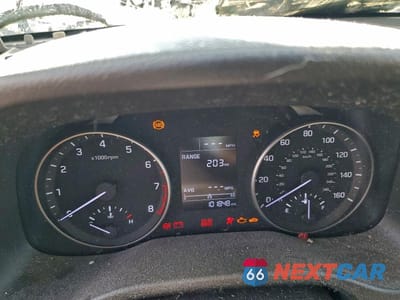 Zdjęcie 9 z 13 samochodu: 2017 HYUNDAI ELANTRA SE VIN:5NPD74LF7HH150190 - miniatura