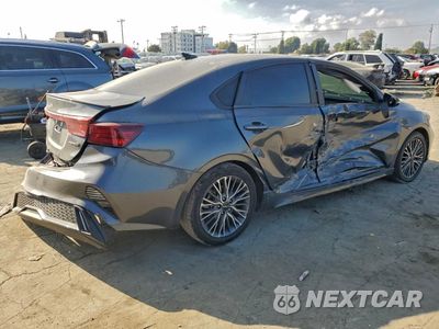 Trzecie zdjęcie samochodu z tyłu: 2024 KIA FORTE GT LINE VIN:3KPF54AD6RE713526 - miniatura