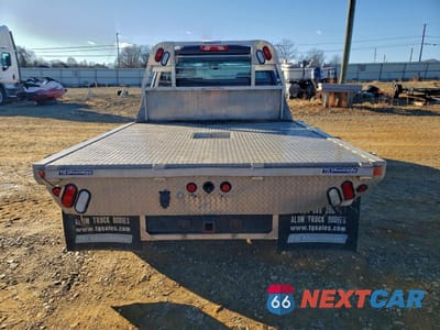 Zdjęcie 6 z 12 samochodu: 2015 CHEVROLET SILVERADO K3500 VIN:1GB4KYCG9FF525409 - miniatura