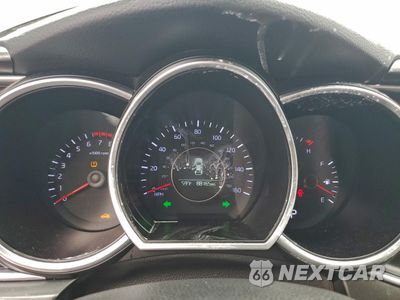 Zdjęcie 9 z 12 samochodu: 2015 KIA OPTIMA LX VIN:5XXGM4A75FG424853 - miniatura