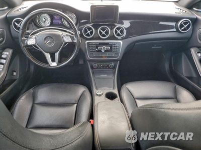 Zdjęcie 8 z 12 samochodu: 2014 MERCEDES-BENZ CLA 250 4MATIC VIN:WDDSJ4GB3EN152052 - miniatura