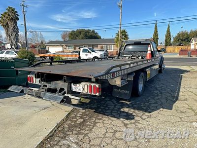 Czwarte zdjęcie samochodu z boku: 2019 RAM 5500 - TRUCKS DELIVERY TRUCK VIN:3C7WRMDL9KG531615 - miniatura