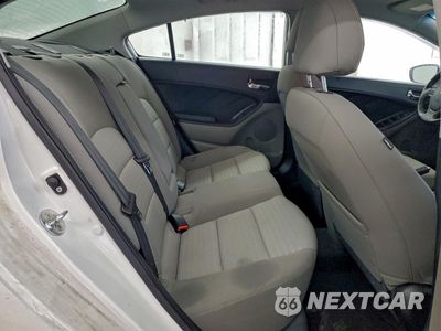 Zdjęcie 10 z 15 samochodu: 2014 KIA FORTE EX VIN:KNAFX4A83E5194774 - miniatura