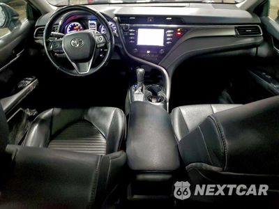 Zdjęcie 8 z 14 samochodu: 2019 TOYOTA CAMRY L VIN:4T1B11HK2KU760164 - miniatura