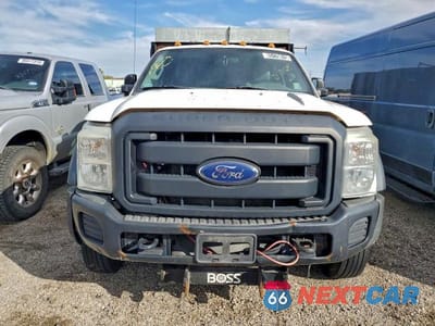 Piąte zdjęcie samochodu w środku: 2015 FORD F450 SUPER DUTY VIN:1FD0W4GYXFEC28564 - miniatura
