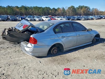 Trzecie zdjęcie samochodu z tyłu: 2009 BMW 328 XI SULEV VIN:WBAPK535X9A644445 - miniatura